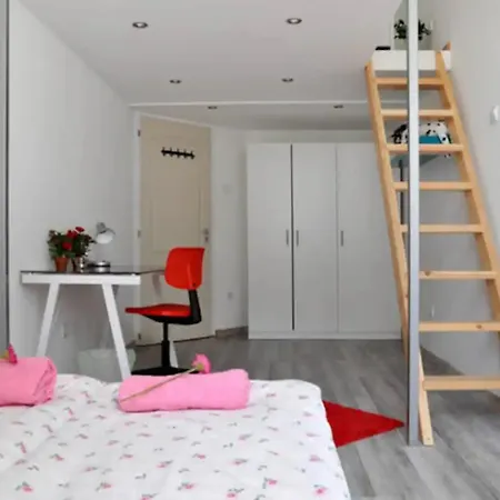 Penzion At Astoria - City Center - Private